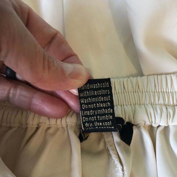 Japna Shorts Womens Medium Cream Career Church Preppy Academia Dressy Neutral - Picture 10 of 10